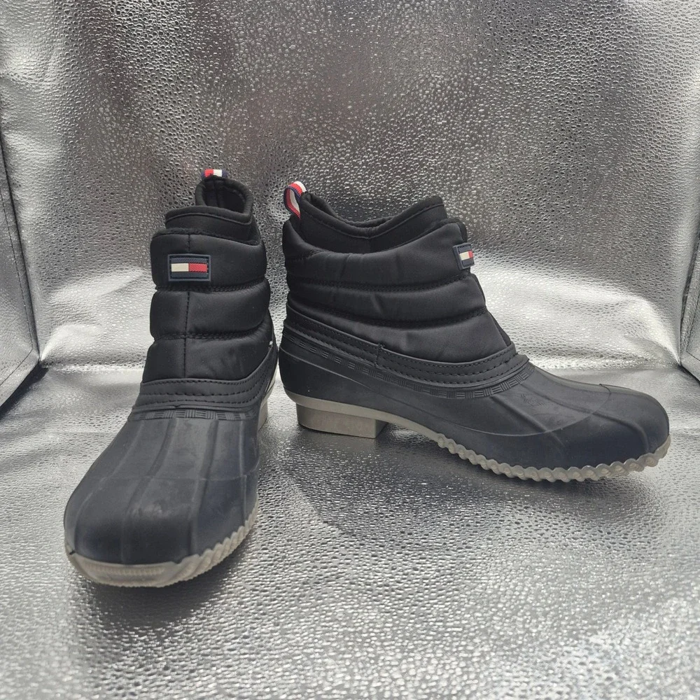 Tommy Hilfiger Roana Womens Black Quilted Duck Boots Ankle Rain TWROANA 8M
